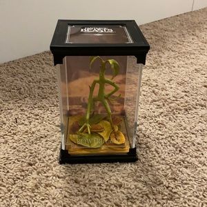 Fantastic Beasts Bowtruckle Figure